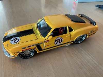 1970 Ford Mustang Boss 302  Maisto 1018 Scale 1:24