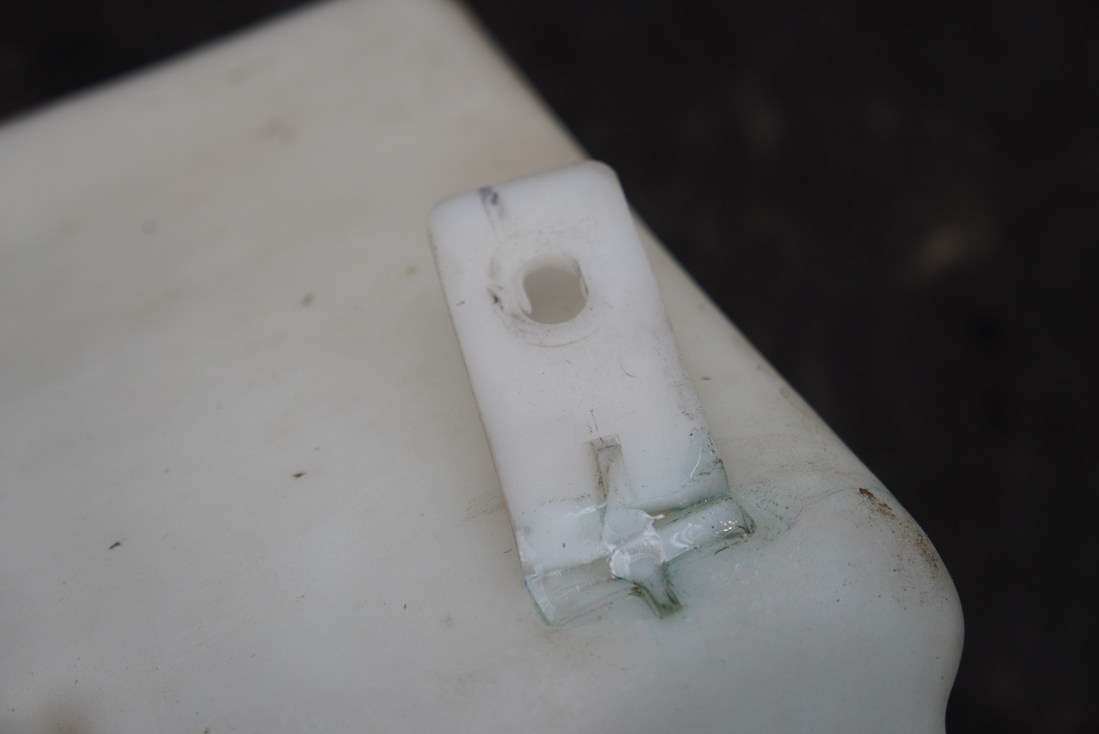 Windshield Washer Bottle Tank Reservoir Aston Martin V8 Vantage 2006-16 *Note*