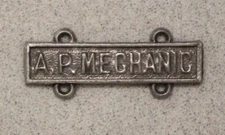 U.S. Army Air Force AP MECHANIC bar for Tech. Qualification Badge, pot-metal