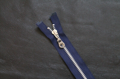 YKK Reißverschluss 2-Wege Teilbar – Marineblau, Metallzähne, Länge Ca. 50 Cm, Gesamtbreite Ca. 2,9 Cm