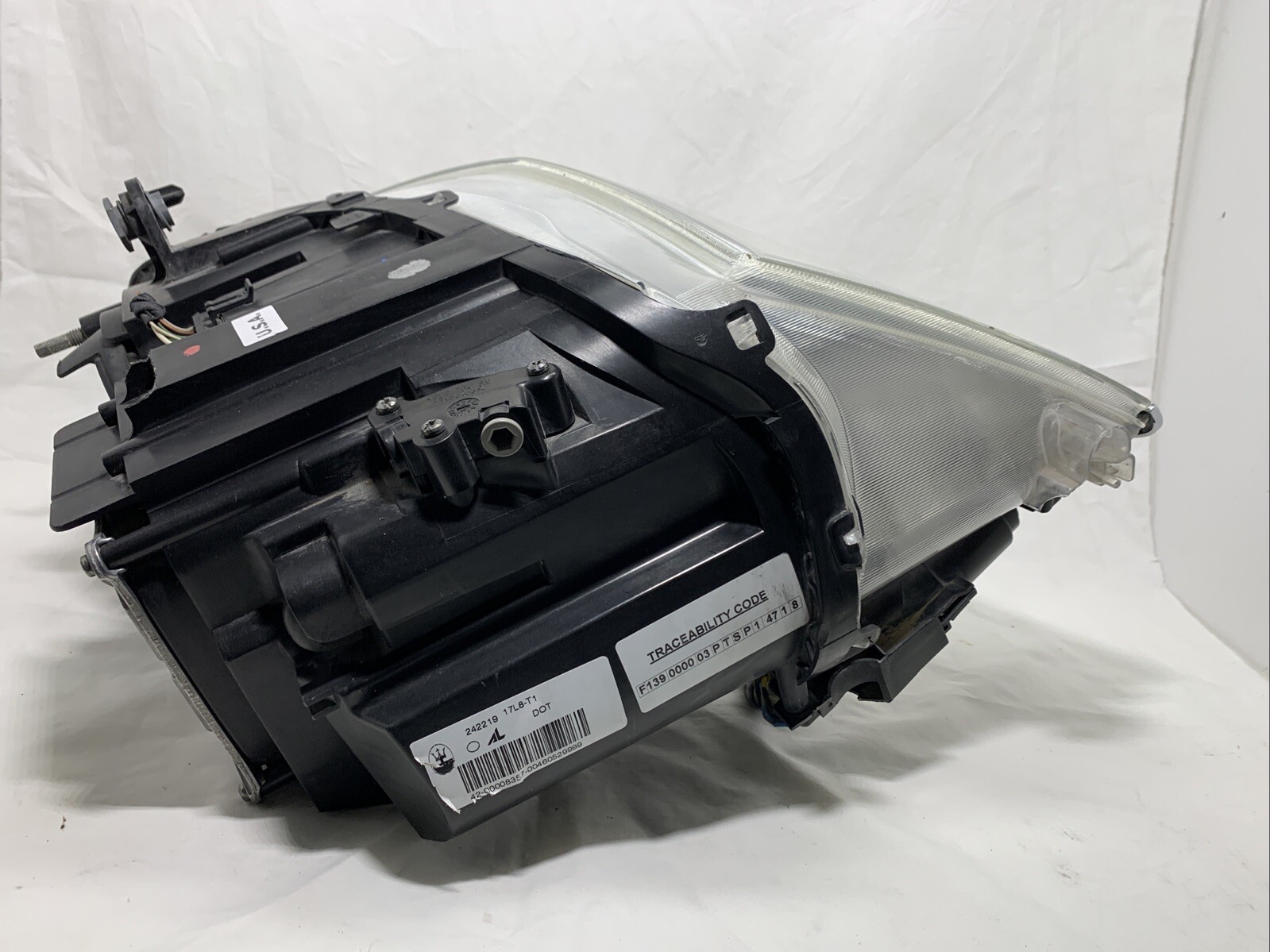 09-13 Maserati Quattroporte M139 Left Driver Headlight Lamp HID Xenon Chrome OEM