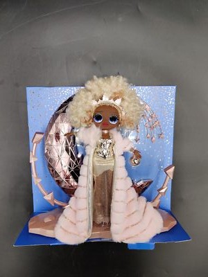 LOL Surprise Holiday OMG 2021 Collector Modepuppe Puppe NYE Queen