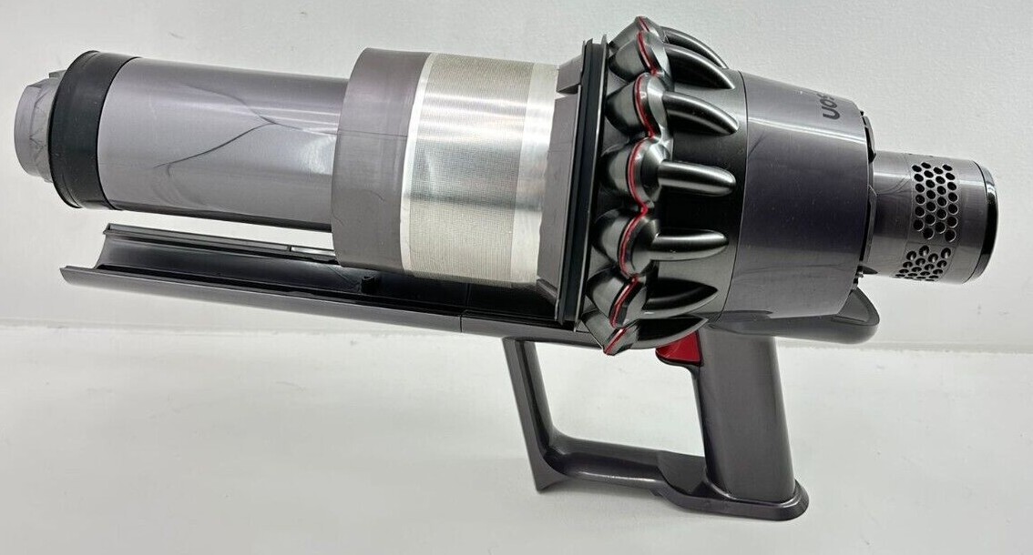 【ジャンク品】Dyson V11 Absolute Pro ＋純正アタッチメント ジャンク】ダイソン V11 コードレスクリーナー アタッチメント