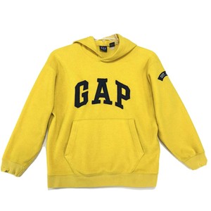 gap yellow sweatshirt