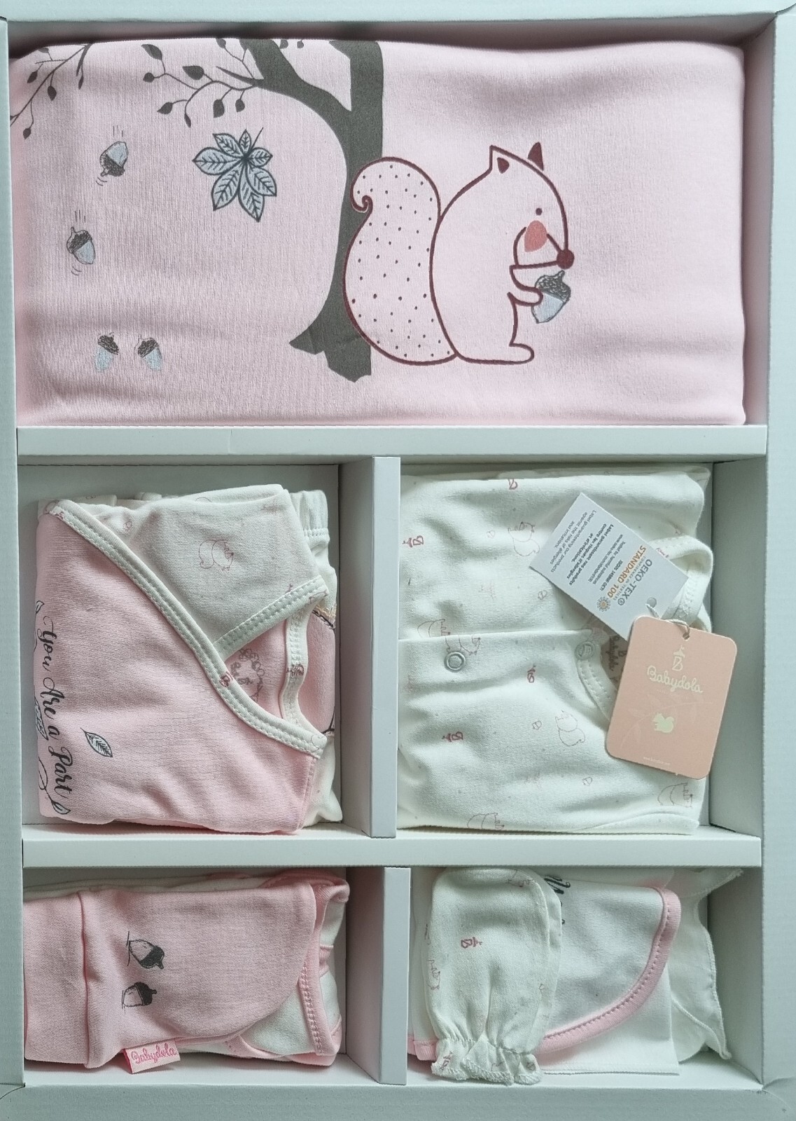 Juego de ropa de niño y niña recién nacidos