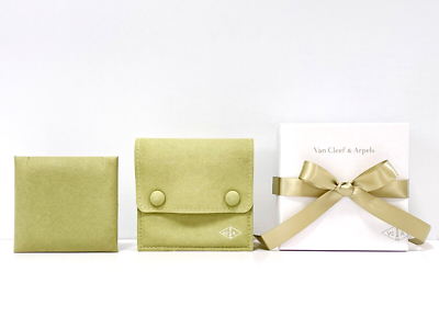 Van cleef & Arpels Medium Necklace Pouch Green suede case VCA