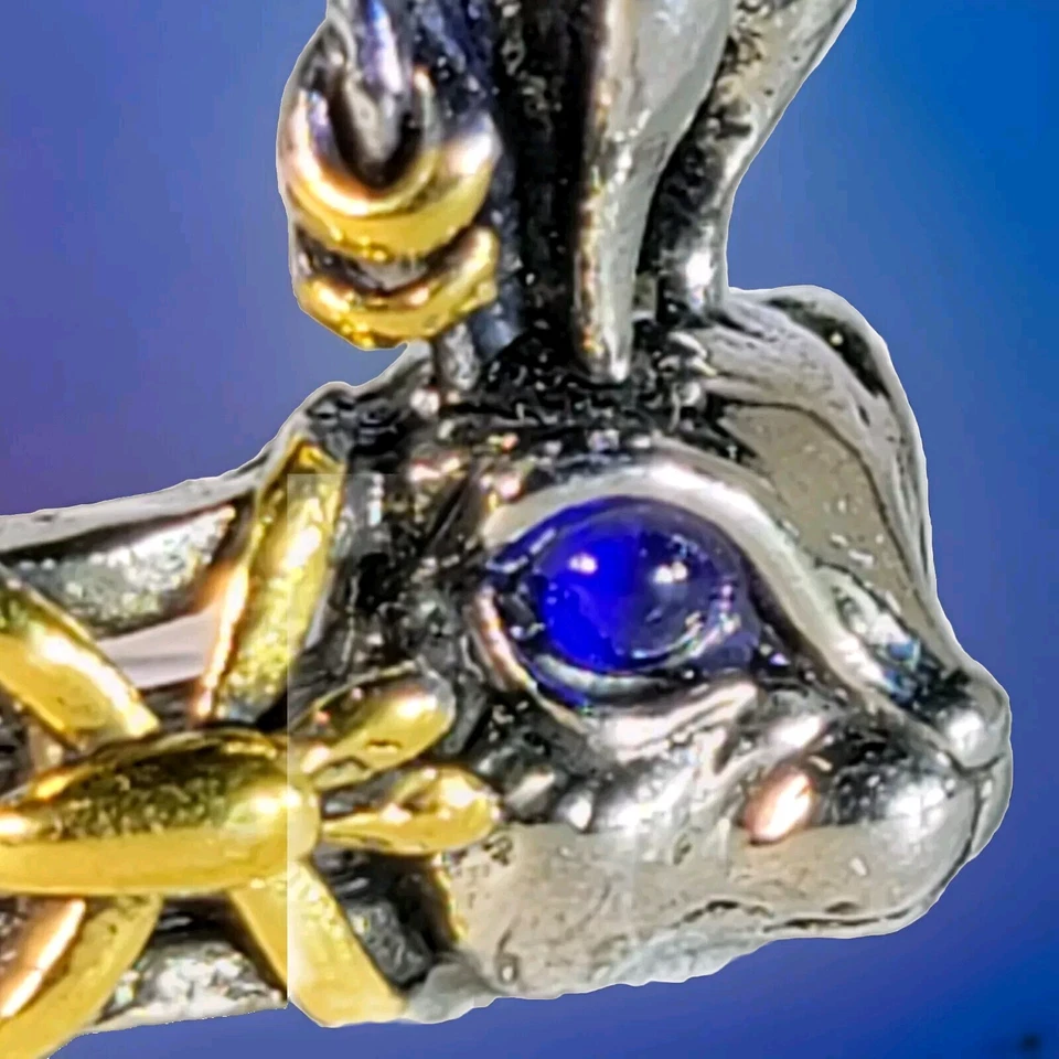 RABBIT Ring RABBIT Gifts Ring Sz 8  - Image 2 of 4