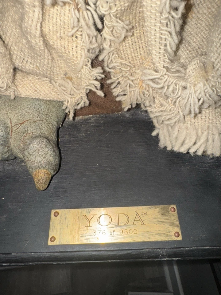Illusive Limited Edition 2131 of 9500 Yoda 2ft  (NEEDS REPAIRS) - Image 2 of 4