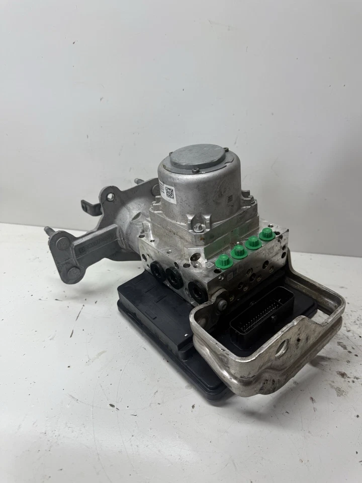 2021 2022 Cadillac Escalade ESV ABS Brake Booster Module 85543269 OEM 3193 - Image 2 of 4