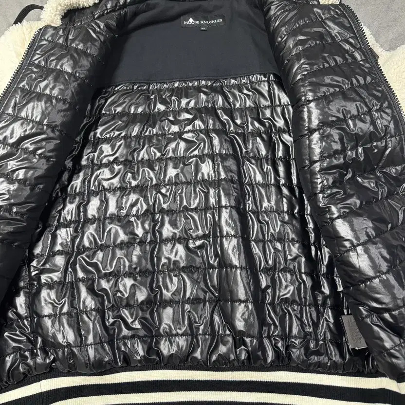 Moncler Padded Fleece XL Men Winter Coat thumbnail 4