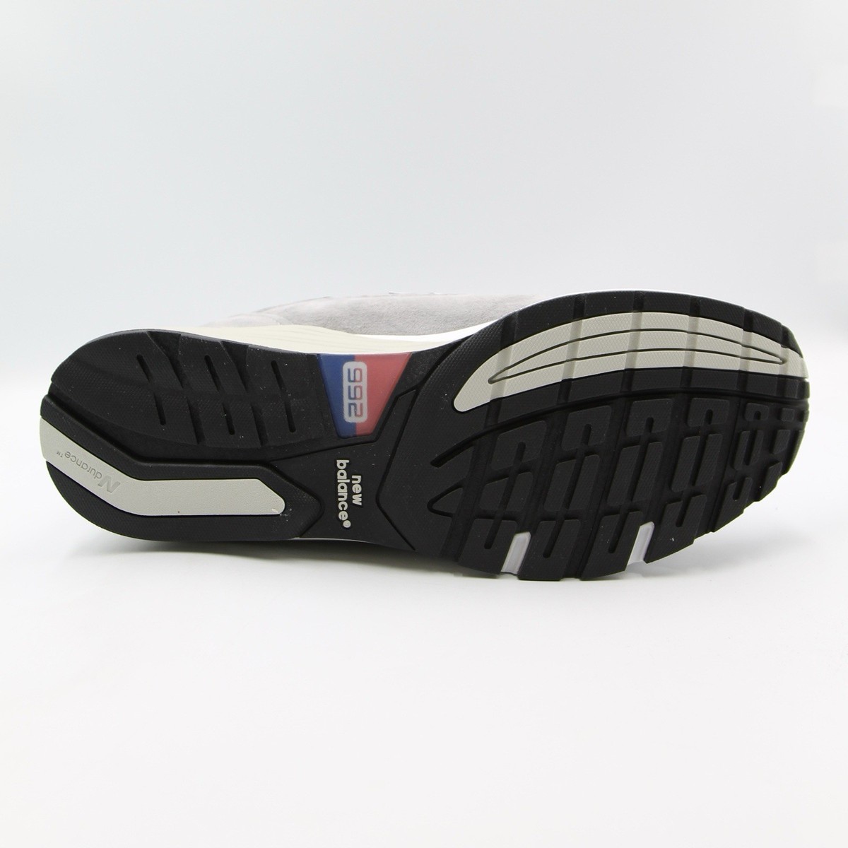 【New Balance】 U992GY スニーカー ◇アメリカ製 New Balance 992 (Grey) – CNCPTS