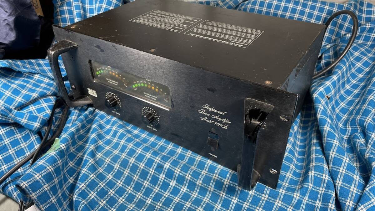 BGW Model 750B パワーアンプ　中古品 BGW 750B パワーアンプ プロ用 中古 ホビー、カルチャー 楽器、器材