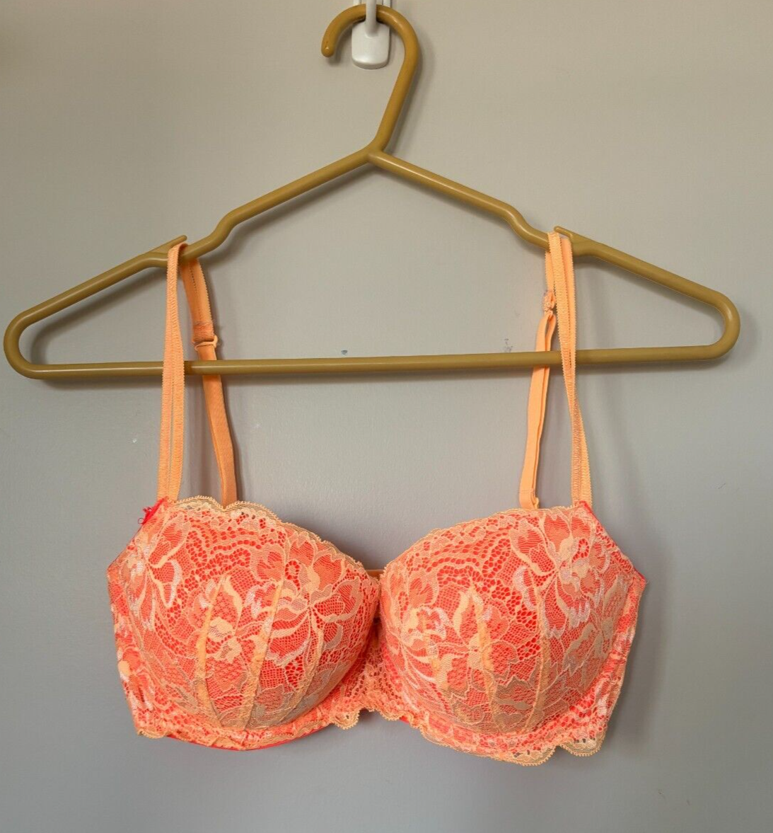 Victoria Secret Orange Lace 'Date Push Up' Bra with Adjustable Straps Size 32DD