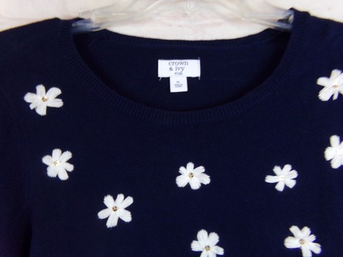 Crown and Ivy Kids Girls size XL Navy Blue and White Flower Shirt Tail Sweater - Picture 4 of 8