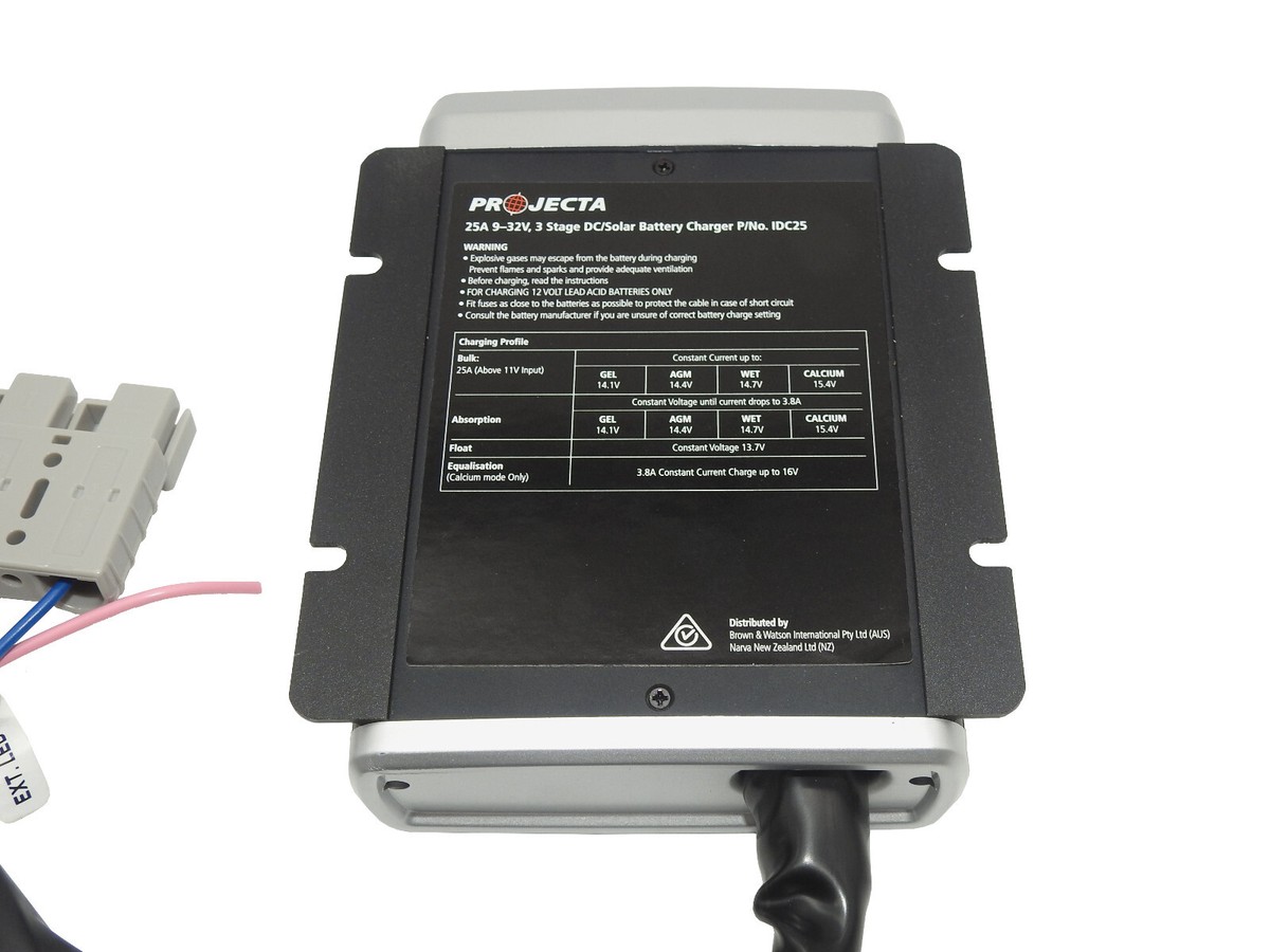 DC DC Battery Charger vehicle Solar 25 Amp Projecta IDC25QC Quick Connect  12V