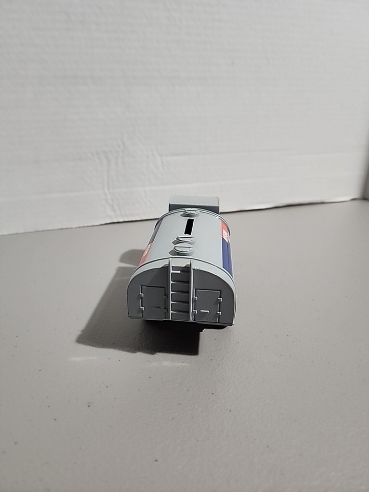 E1 ERTL VTG KERRMCGEE OIL COMPANY TANKER TRUCK BANK 1926 BULL DOG CT6