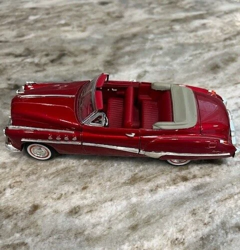 Buick Roadmaster 1949 convertible modelo fundido a presión placa 1/32 49RGTOP Foto 4 de 4