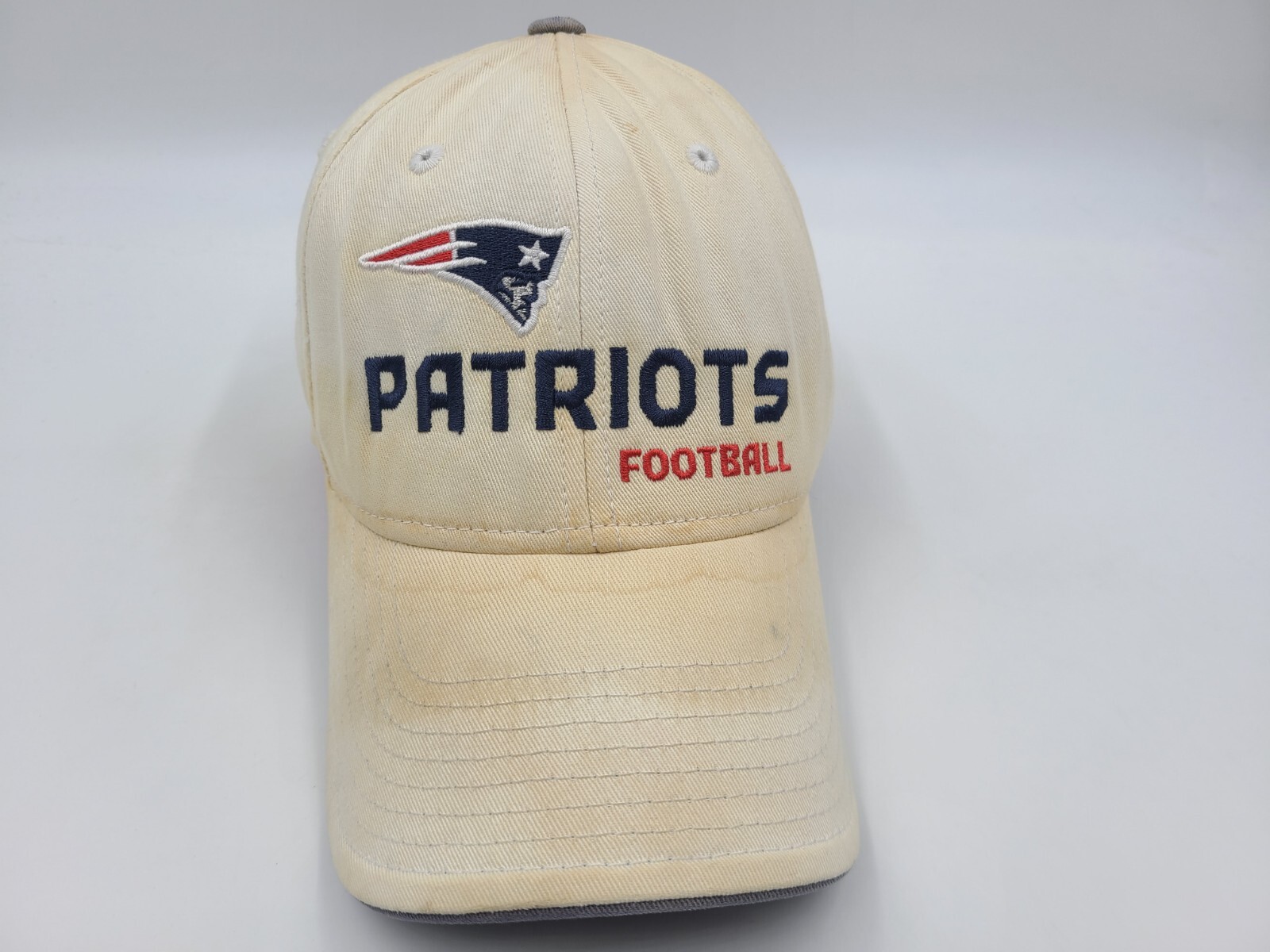 New England Patriots Distressed Adjustable NFL Hat for Men by Reebok in White