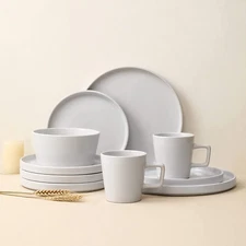Celina Modern Stoneware 16-Piece Dinnerware Set, Plates and Bowls Set, White Glo