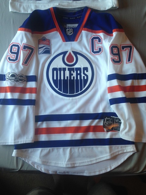 mcdavid jersey with c