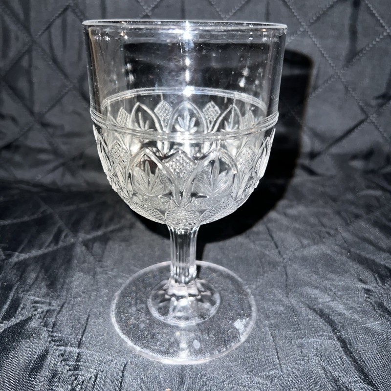 Vintage Early American Pattern Glass - Arched Flutes with Diamonds Goblet
