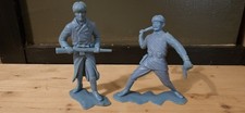 Vintage 1980's Plasti Marx WWII Russian Soviet Soldiers Lot of 2 2  5 