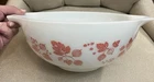 Vintage Pyrex Gooseberry Cinderella Pink Mixing Bowl 443 2.5 Qt