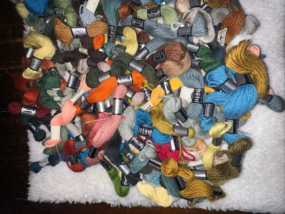 DMC Laine Wool Yarn Tapisserie Colbert Floralla DMC Needlepoint Thread Lot 170 - Image 3 of 4