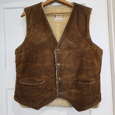 Vintage Berman Buckskin Co Men  s Genuine Leather Suede Sherpa Lined Vest Western