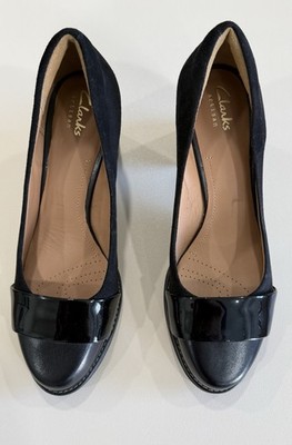 Clarks Tarah Brae US 8 M Black Leather Round Toe Block Heel Pumps NO BOX
