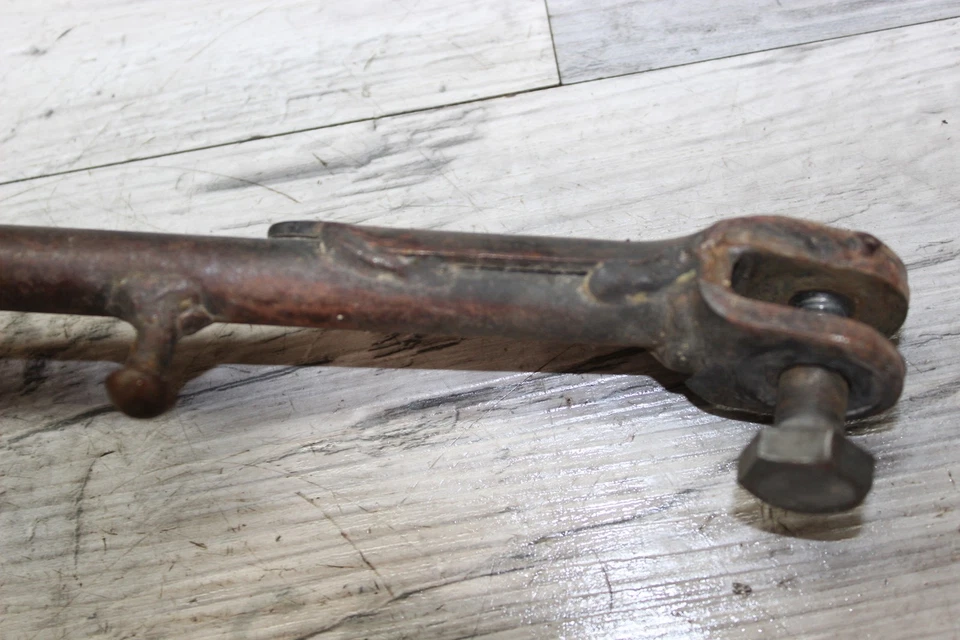 Suporte de chute lateral Yamaha Rt100 1997 - Imagem 3 de 4