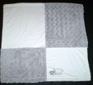 kyle and deena security blanket