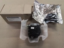 CUTLER HAMMER CHB3100 100A  240V 10kA 10,000 NEW IN BOX Zd-5855 3 Pole Phase