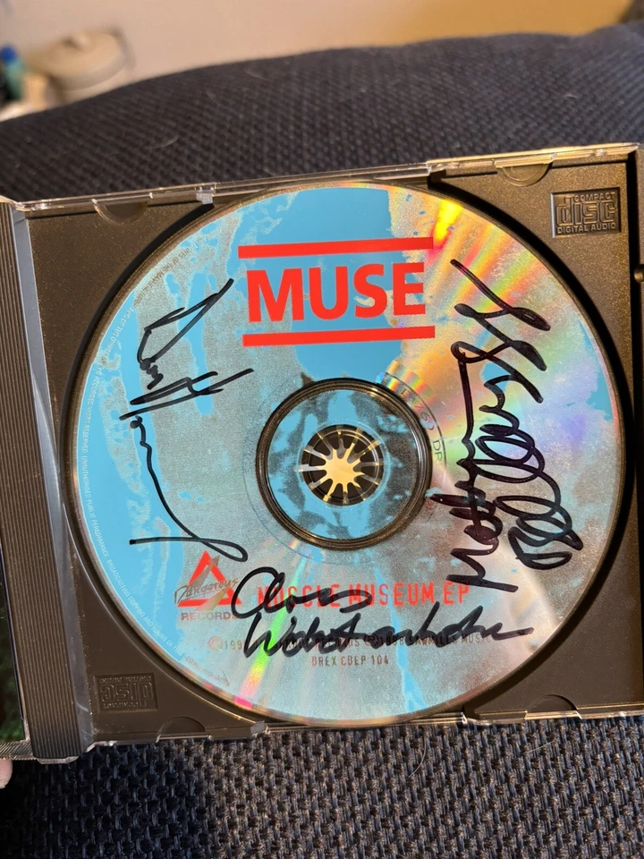 MUSE MUSCLE MUSEUM EP NUMBERED 870/999 MINT CONDITION SIGNED! VERY RARE! Also - Imagem 4 de 4