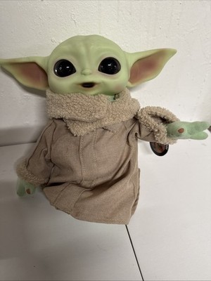 Baby Yoda Mattel Star Wars The Mandalorian Grogu (The Child) 11-inch plush toy