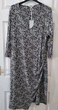 Pure Collection Dress Size 20 Jersey Black Leaf Print Wrap Style New With tags 