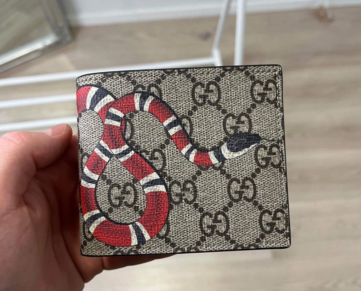 Gucci GG Supreme Kingsnake Wallet NWOT 100% Authentic