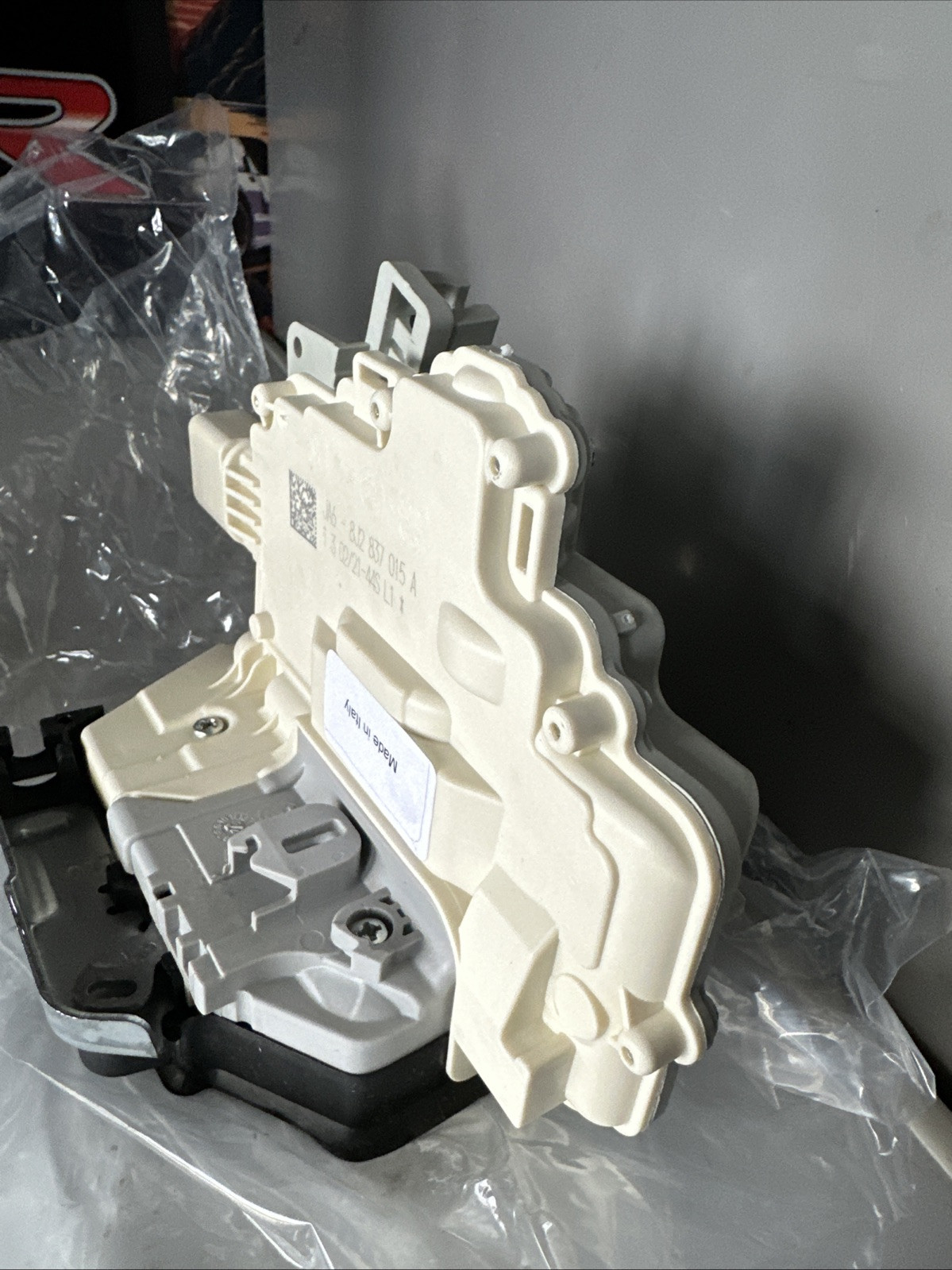 PORSCHE CAYENNE  DOOR SOLENOID 5 Door Estate 9A783741501 10-17 Mk2 (92A) Front L image 5