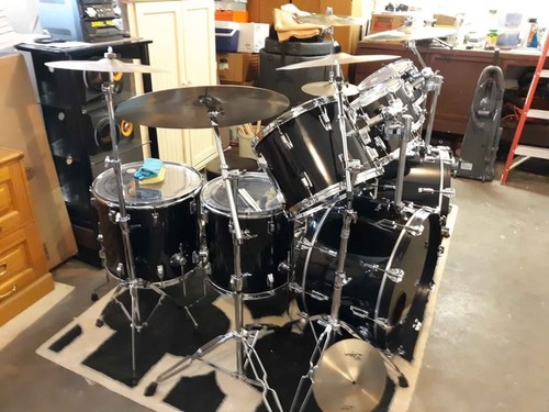 Rogers 8 Pc Double Bass Drum Kit And Cases.