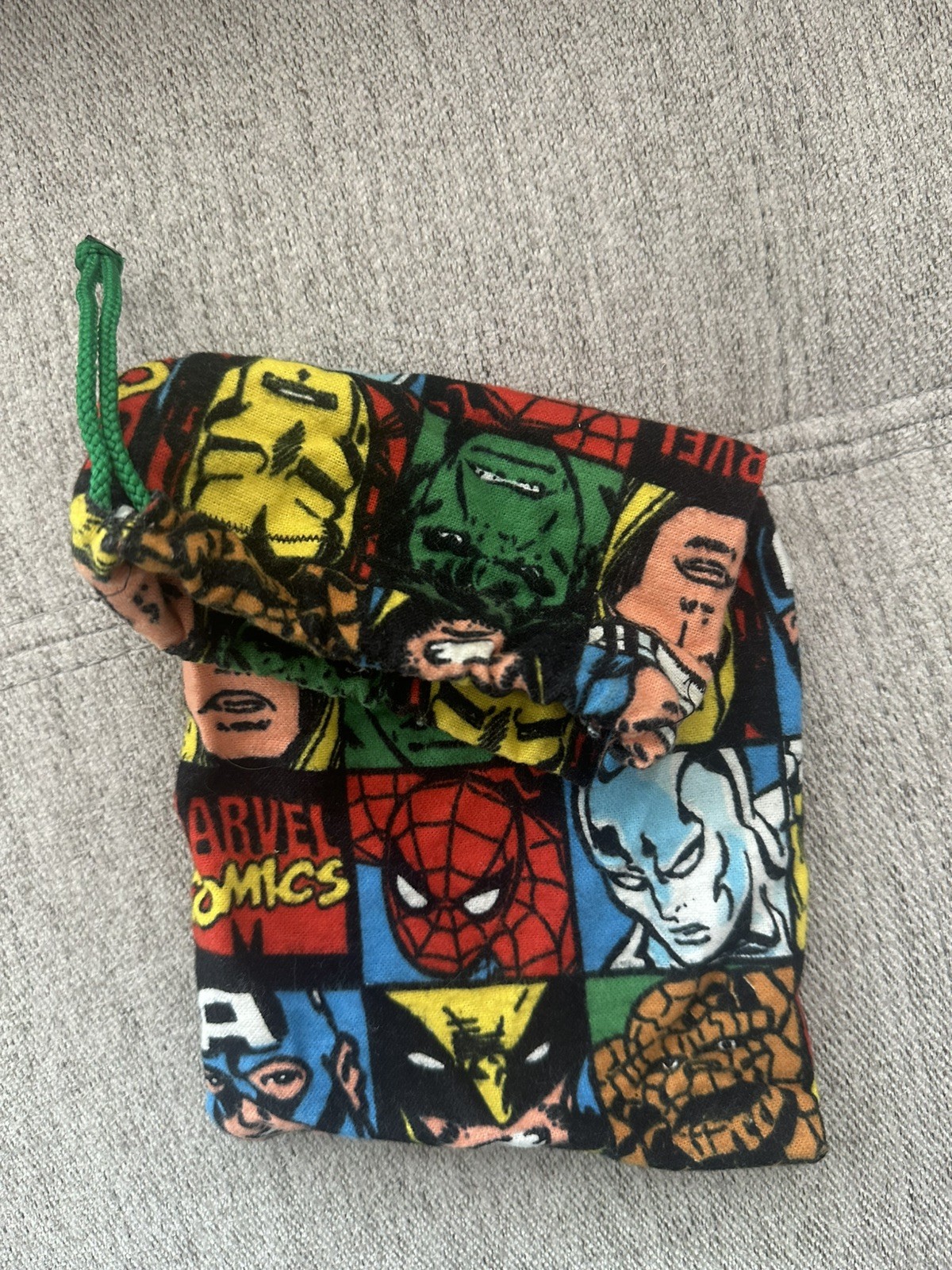 Marvel Comics Superhero Character Drawstring Pouch - image 2