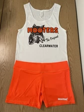 New Womens's Hooters Tank Cotton Stretchy & Shorts size XL/Large
