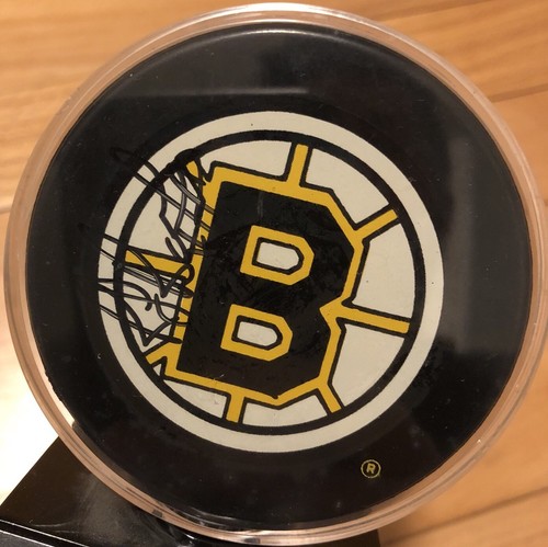 Vintage 90s Autographed RAY BOURQUE Boston Bruins Hockey Puck Authentic NHL