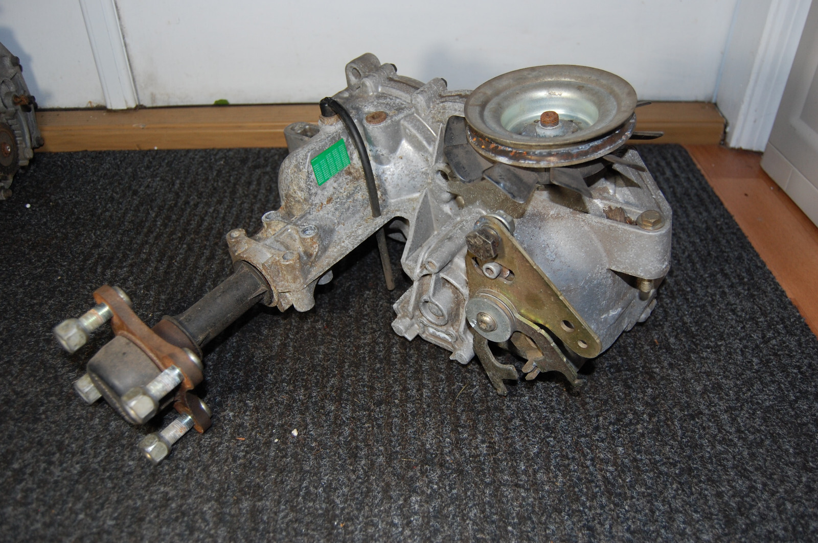 Hydro Gear ZT2200 LH Transaxle ZCAHBB2AD81DPX, 1733351SM Craftsman