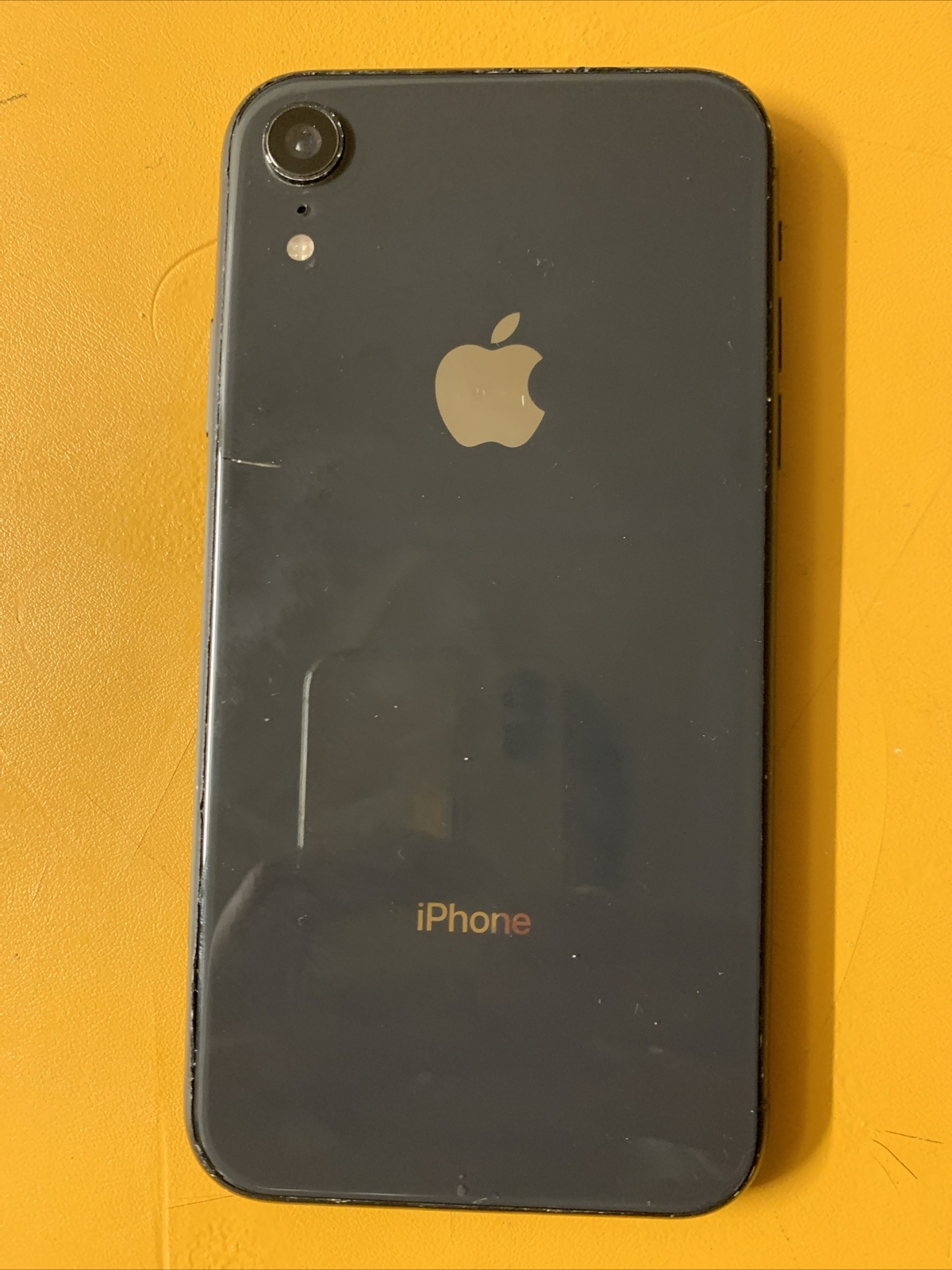 Apple iPhone XR 64GB Black (Unlocked) A2105 Read Description