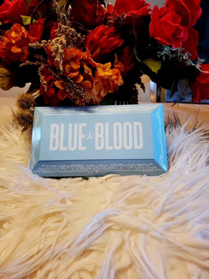 Jeffree Star Blue Blood Eyeshadow Palette 18 Shades Matte & Metallic Vegan - Image 2 of 4