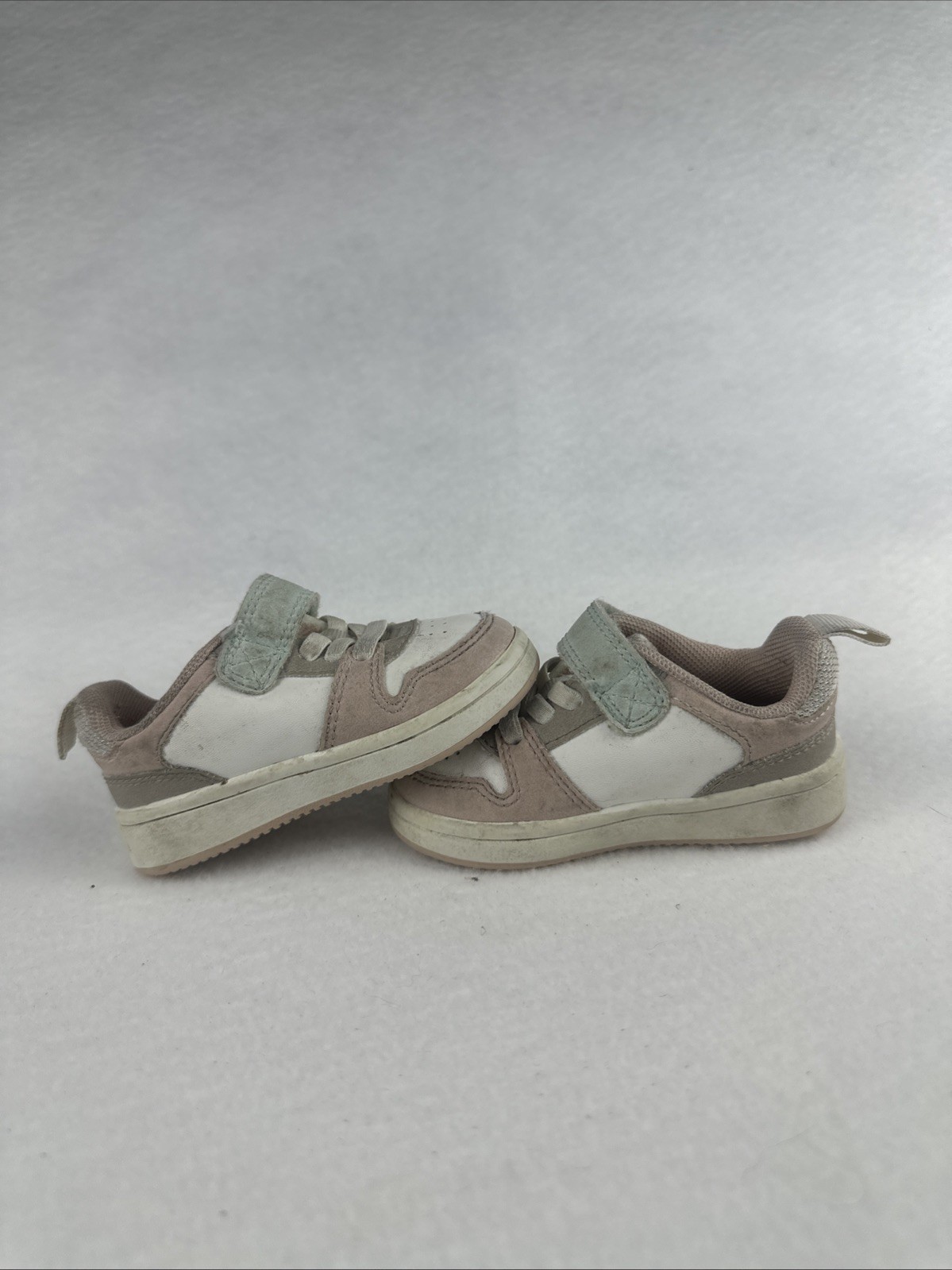 H&M Baby Toddler Color Block Sneakers, Sz 4-5