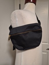 Borsa a tracolla Herschel in tela nera