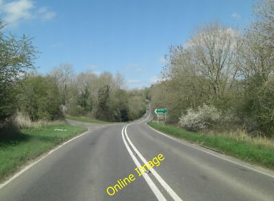 Foto 12x8 A429 Kreuzung mit Fahrspur nach Cold Aston Clapton-on-the-Hill c2014