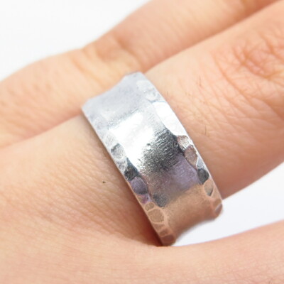 925 Sterling Silver Vintage J. Esposito Hammered Finish Band Ring