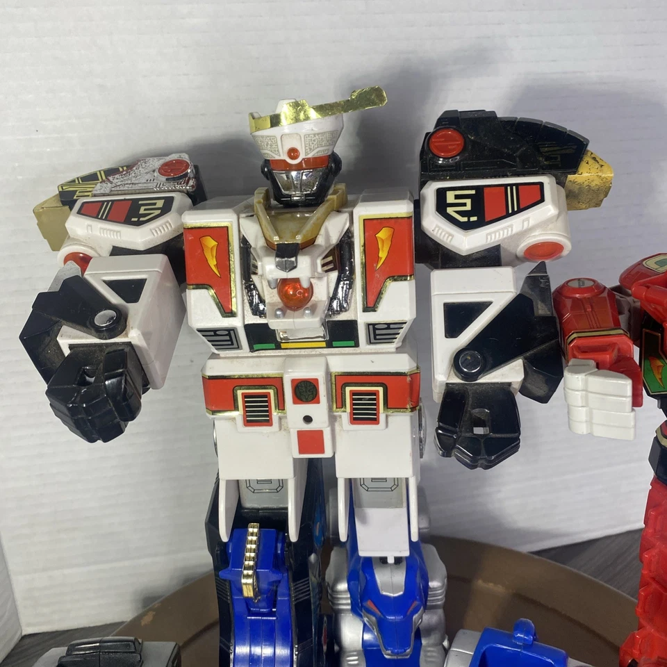 VTG BANDAI MMPR Mighty Morphin Power Ranger 1994 MEGA Tigerzord Lot of 6 parts - Image 2 of 4